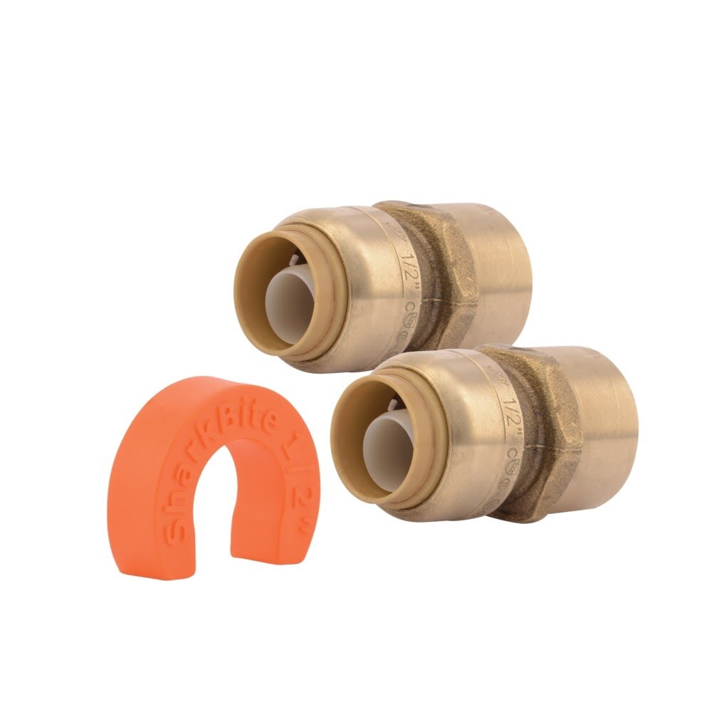 SharkBite 22604LF 1/2 in x 3/4 in Push-to-Connect FNPT Adapter Kit with Disconnect Clip (2 Pack)
