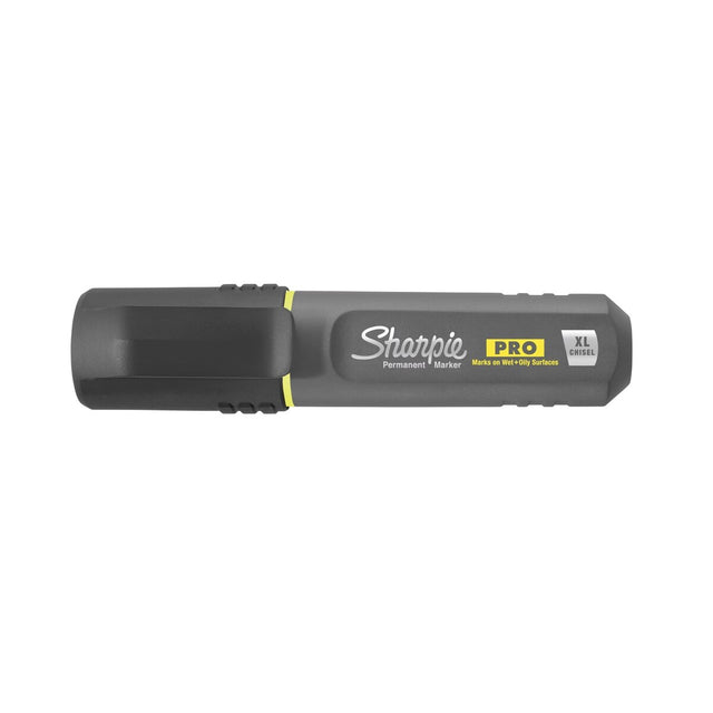 Sharpie 2178493 PRO XL Chisel Tip Black Permanent Marker for Wet and Oily Surfaces (4 Pack)
