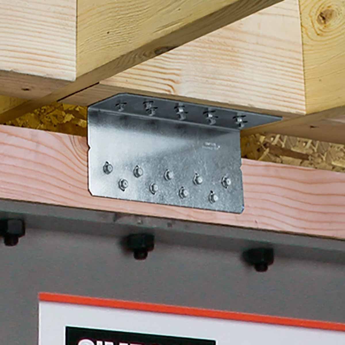 Simpson Strong-Tie HSLQ37-SDS2.5 (7-1/4" x 3-1/4") 12 Gauge Heavy Shear Transfer Angle - G90 Galvanized with SDS Screws - 2