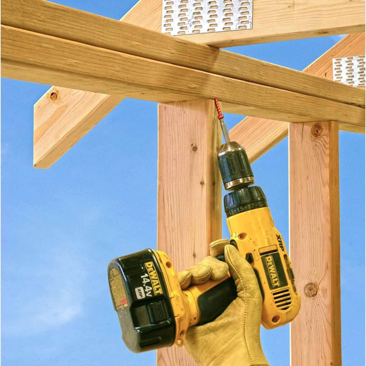 Simpson Strong-Tie SDWC15600B-KT Strong-Drive(.155" x 4-1/2") T30 E-coat SDWC Truss Screw, Cap Head, Orange (500 Pack) - 9