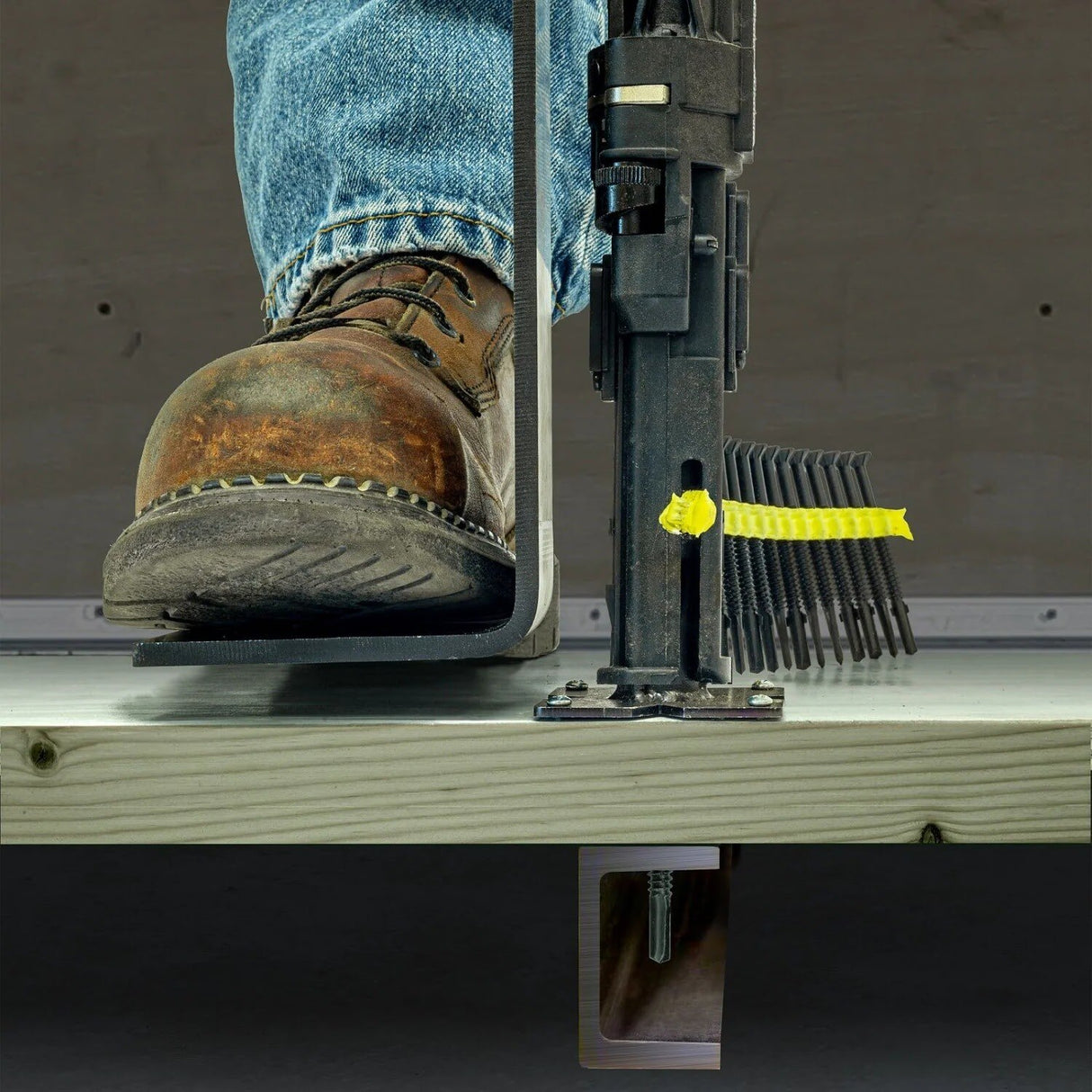 Simpson Strong-Tie PROHSD75M Quik Drive Wood-to-Steel Attachment for Systems - 3