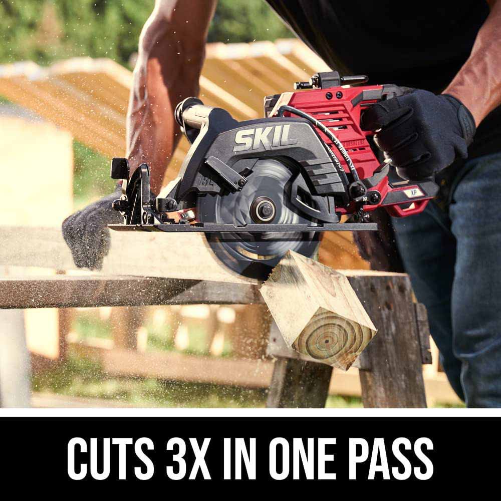 Skil CR5429B-20 PWRCore 20 Brushless 2x20V 7-1/4 In. Rear Handle Circular Saw with Two 5.0Ah Batteries and Dual Port Auto PWR JUMP Charger - 5