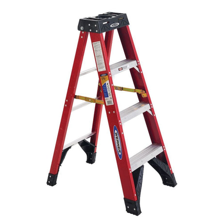 Werner 6304 4ft Type IAA Fiberglass Stepladder