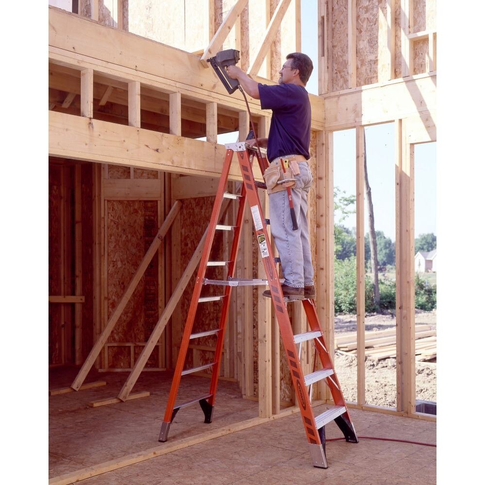 Werner 7405 5ft Type IAA Fiberglass Stepladder - 6