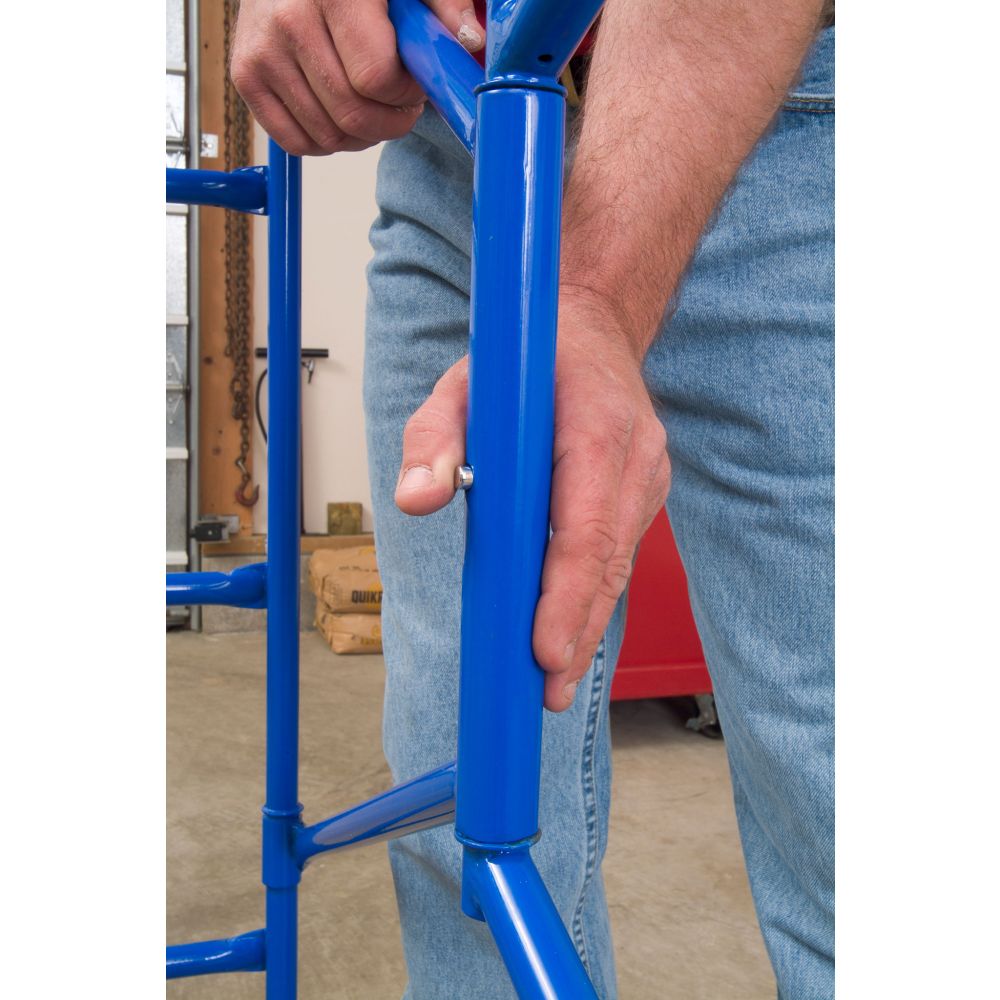 Werner PS-48 4ft Rolling Scaffold 500lb Load Capacity: 500 lbs. - 2