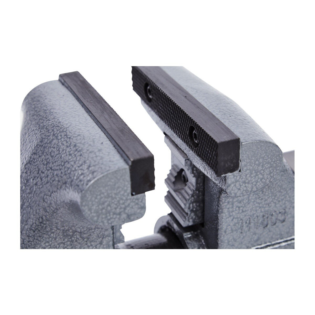 Wilton WL9-28805 1745, Tradesman Vise , 4-1/2" Jaw Width, 4" Jaw Opening, 3-1/4" Throat Depth - 4