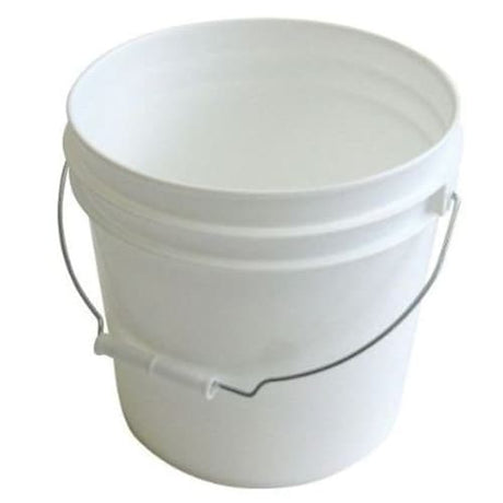 Berry Plastics 2 2 gal plastic bucket